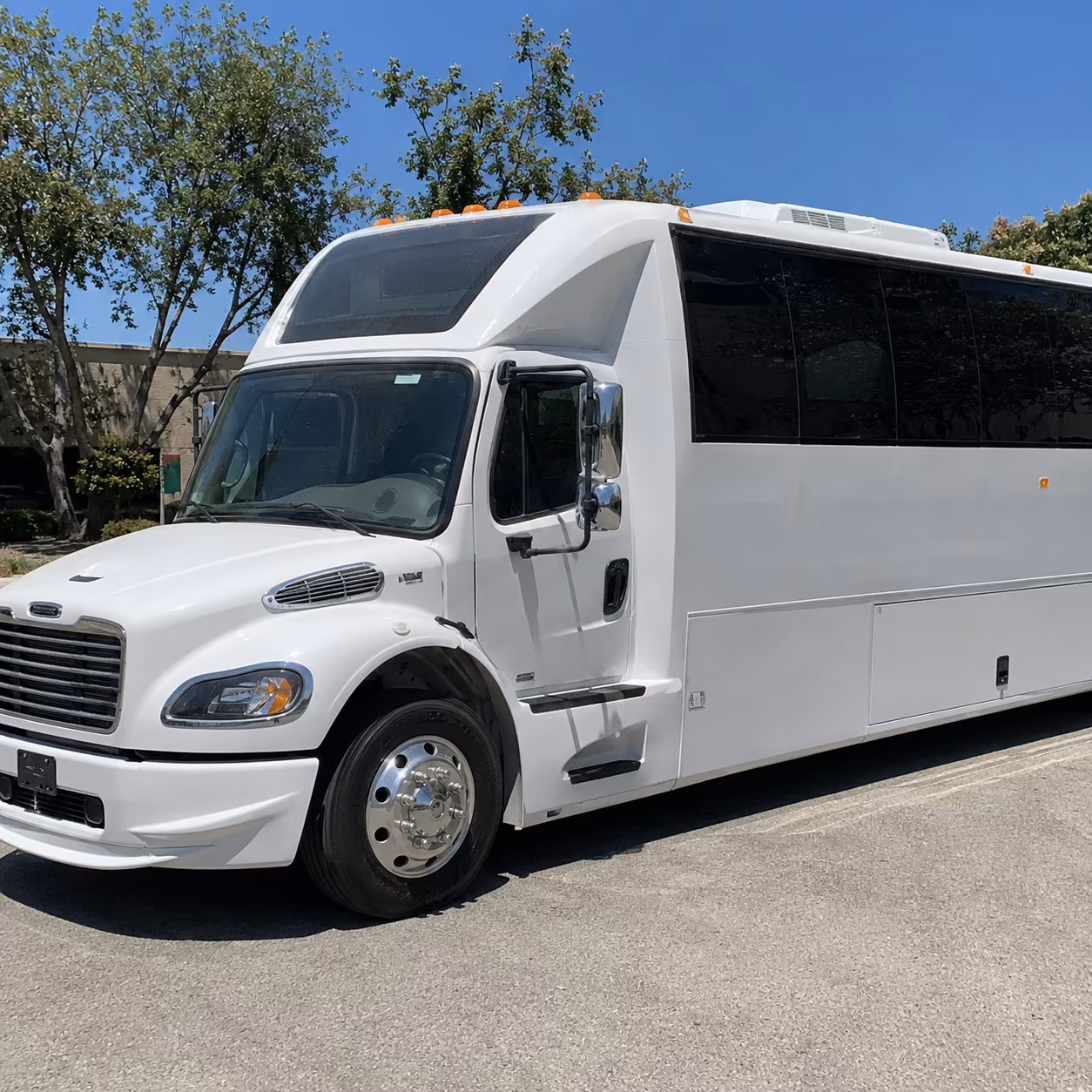 thornton party bus